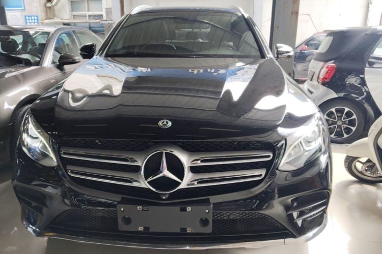 Used Mercedes-Benz GLC 2018 Facelift GLC 260 4MATIC Luxury Edition Front