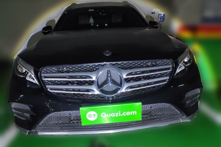 Used Mercedes-Benz GLC 2018 GLC 260 4MATIC Luxury Model Front