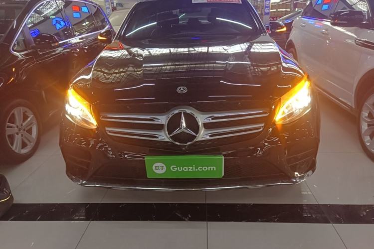 Used Mercedes-Benz GLC 2018 Facelift GLC 260 4MATIC Luxury Edition Front