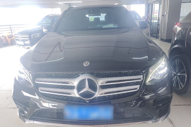 Used Mercedes-Benz GLC 2018 Facelift GLC 260 4MATIC Luxury Edition Front