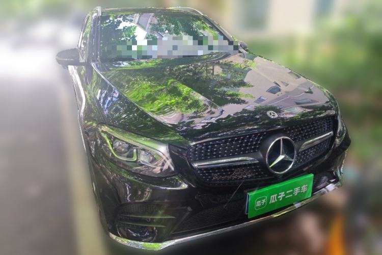 Used Mercedes-Benz GLC 2018 Facelift GLC 260 4MATIC Luxury Edition Front