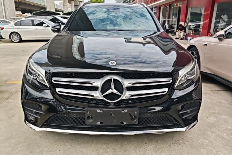 Used Mercedes-Benz GLC 2018 Facelift GLC 260 4MATIC Luxury Edition Front