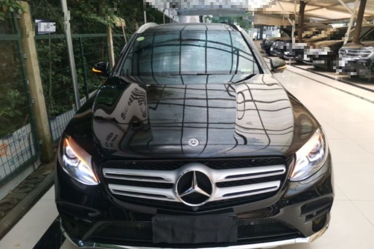 Used Mercedes-Benz GLC 2018 Facelift GLC 260 4MATIC Luxury Edition Front