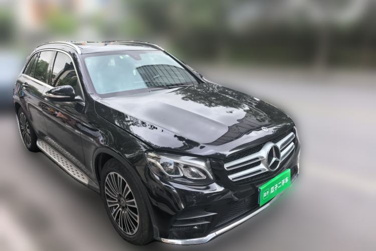 Used Mercedes-Benz GLC 2018 Facelifted GLC 260 4MATIC Dynamic Edition Front Right 45 Deg