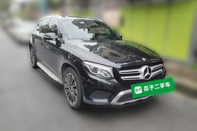 Used Mercedes-Benz GLC 2018 Facelift GLC 200 4MATIC Front Right 45 Deg