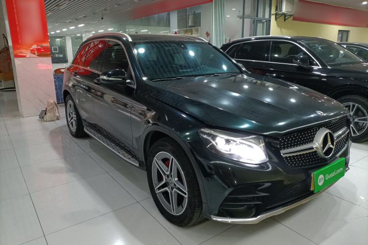 Used Mercedes-Benz GLC 2018 GLC 260 4MATIC Dynamic Edition Front Right 45 Deg