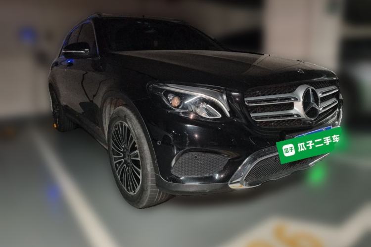 Used Mercedes-Benz GLC 2018 GLC 200 4MATIC Front Right 45 Deg