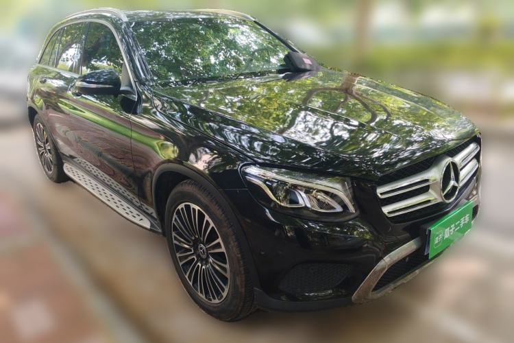 Used Mercedes-Benz GLC 2018 GLC 200 4MATIC Front Right 45 Deg