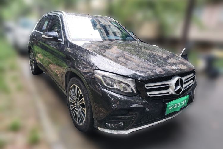 Used Mercedes-Benz GLC 2018 Facelift GLC 200 4MATIC Front Right 45 Deg