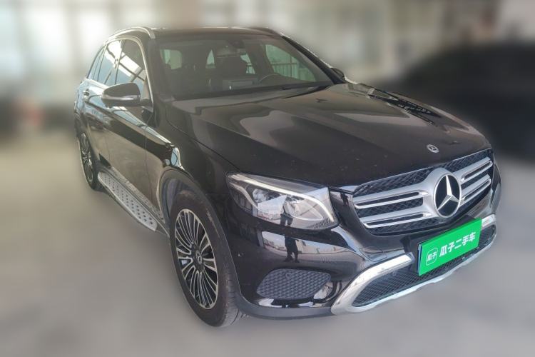 Used Mercedes-Benz GLC 2018 GLC 200 4MATIC Front Right 45 Deg