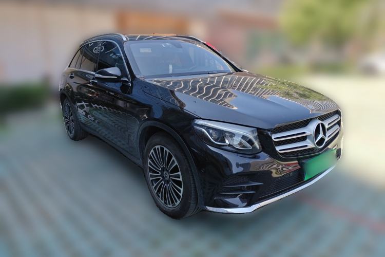 Used Mercedes-Benz GLC 2018 GLC 260 4MATIC Dynamic Edition Front Right 45 Deg