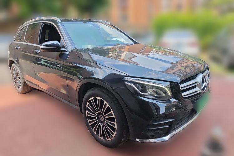 Used Mercedes-Benz GLC 2018 GLC 260 4MATIC Dynamic Edition Front Right 45 Deg