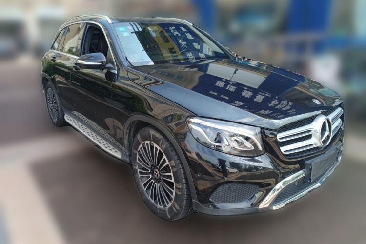 Used Mercedes-Benz GLC 2018 GLC 200 4MATIC Front Right 45 Deg