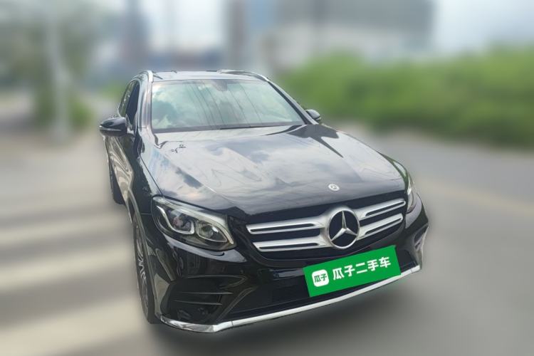 Used Mercedes-Benz GLC 2018 Facelifted GLC 260 4MATIC Dynamic Edition Front Right 45 Deg