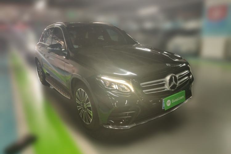Used Mercedes-Benz GLC 2018 GLC 260 4MATIC Dynamic Edition Front Right 45 Deg