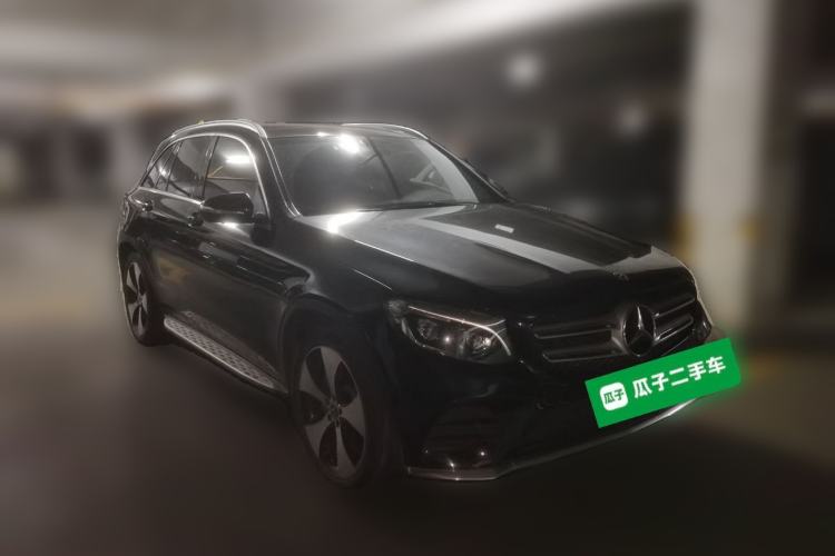 Used Mercedes-Benz GLC 2018 GLC 300 4MATIC Sport Edition Front Right 45 Deg