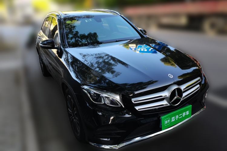 Used Mercedes-Benz GLC 2018 Facelifted GLC 260 4MATIC Dynamic Edition Front Right 45 Deg
