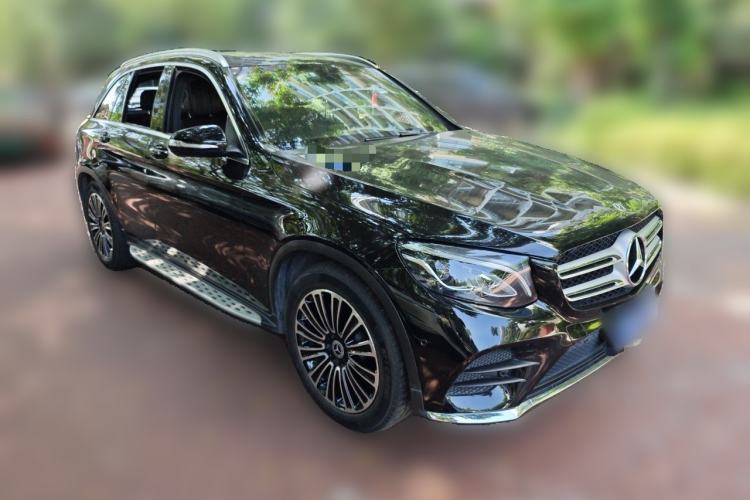 Used Mercedes-Benz GLC 2018 Facelifted GLC 260 4MATIC Dynamic Edition Front Right 45 Deg
