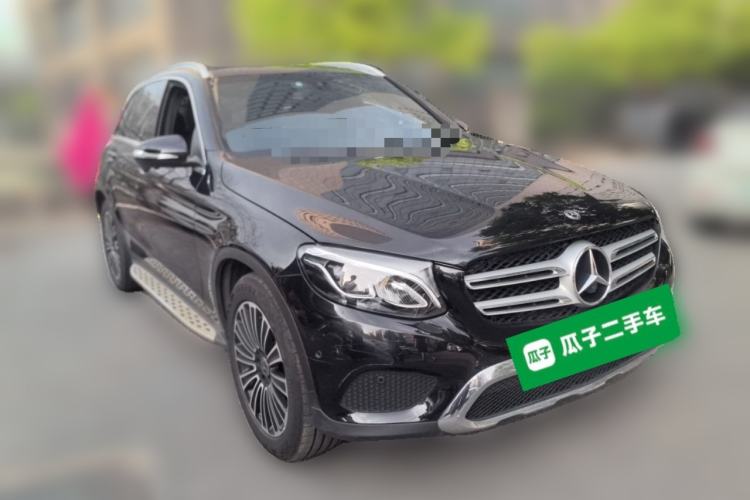 Used Mercedes-Benz GLC 2018 Facelift GLC 200 4MATIC Front Right 45 Deg