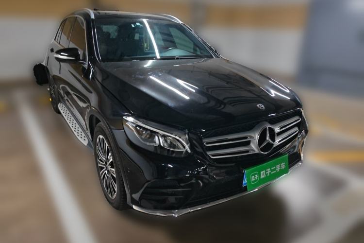 Used Mercedes-Benz GLC 2018 GLC 260 4MATIC Dynamic Edition Front Right 45 Deg