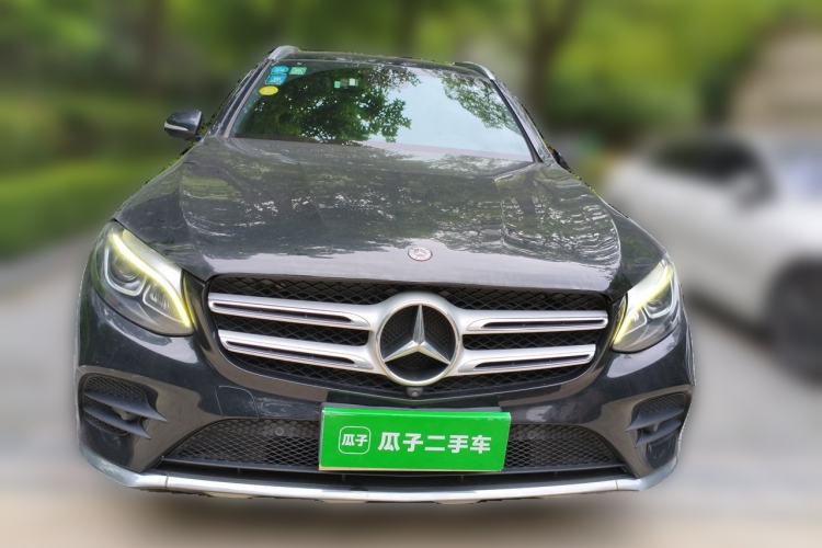 Used Mercedes-Benz GLC 2018 GLC 260 4MATIC Luxury Model Front