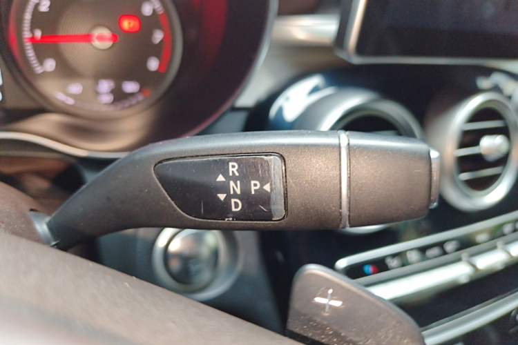 Used Mercedes-Benz GLC 2018 Facelift GLC 200 4MATIC Gear Lever