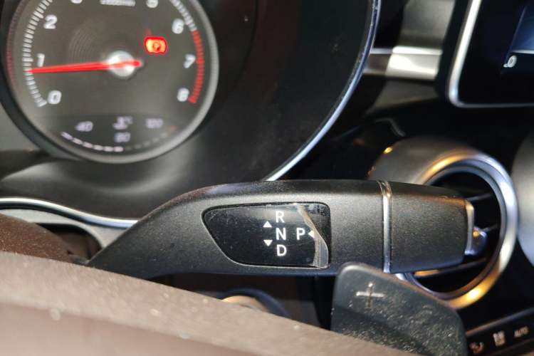 Used Mercedes-Benz GLC 2018 Facelift GLC 200 4MATIC Gear Lever
