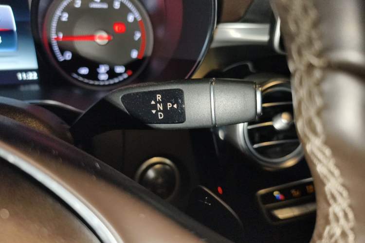Used Mercedes-Benz GLC 2018 GLC 200 4MATIC Gear Lever