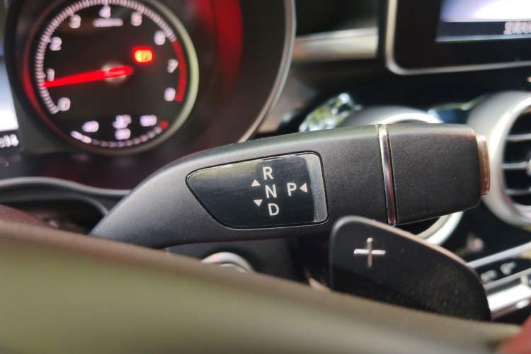 Used Mercedes-Benz GLC 2018 GLC 200 4MATIC Gear Lever