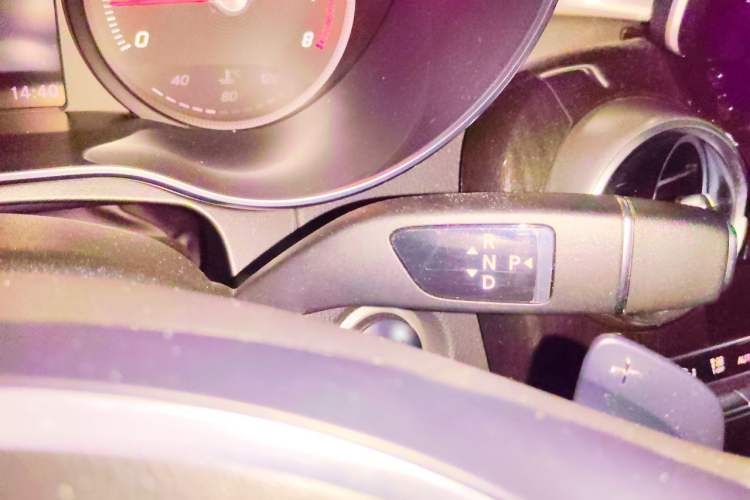 Used Mercedes-Benz GLC 2018 GLC 200 4MATIC Gear Lever