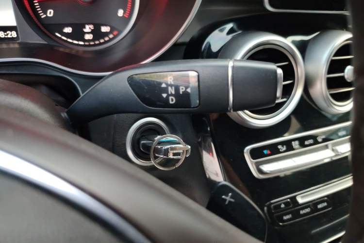 Used Mercedes-Benz GLC 2018 GLC 200 4MATIC Gear Lever
