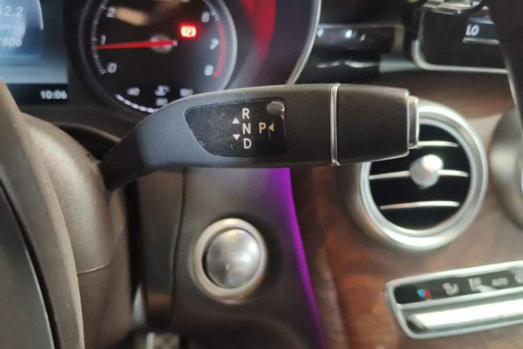 Used Mercedes-Benz GLC 2018 Facelift GLC 200 4MATIC Gear Lever