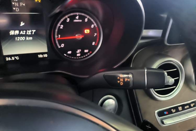 Used Mercedes-Benz GLC 2018 Refreshed GLC 300 4MATIC Dynamic Edition Gear Lever