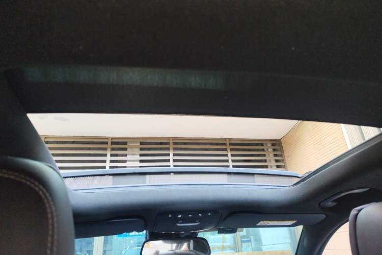 Used Mercedes-Benz GLC 2018 GLC 300 4MATIC Sport Edition Headliner