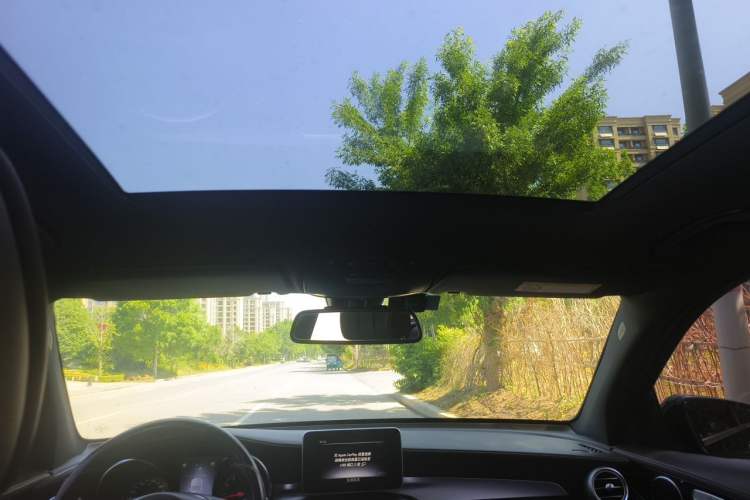 Used Mercedes-Benz GLC 2018 Facelifted GLC 260 4MATIC Dynamic Edition Headliner