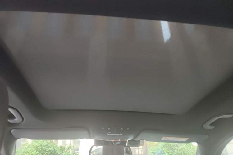 Used Mercedes-Benz GLC 2018 Refreshed GLC 300 4MATIC Dynamic Edition Headliner