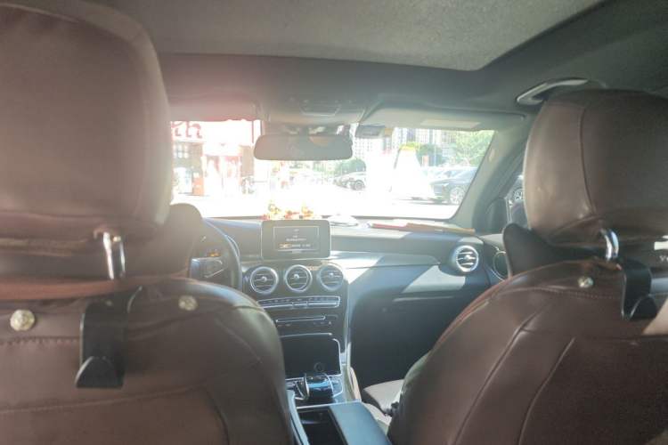 Used Mercedes-Benz GLC 2018 GLC 260 4MATIC Luxury Model Headliner