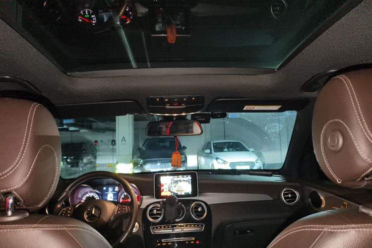 Used Mercedes-Benz GLC 2018 GLC 200 4MATIC Headliner
