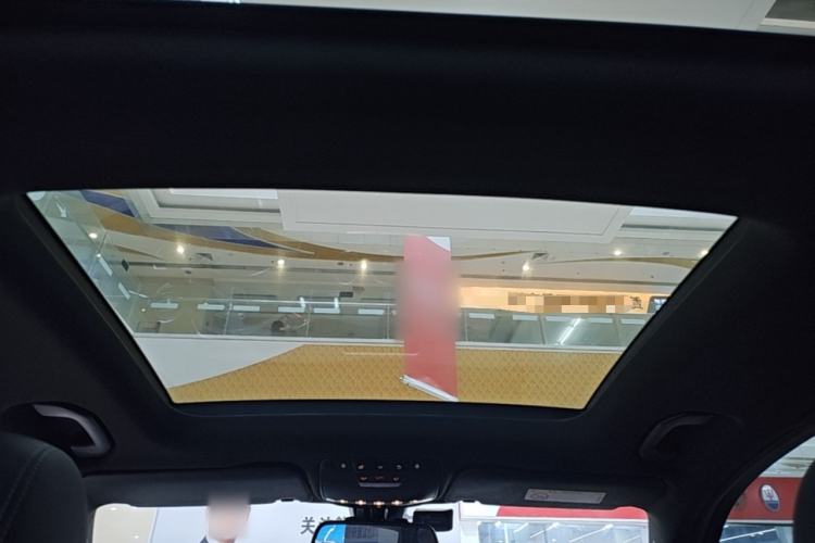Used Mercedes-Benz GLC 2018 Facelift GLC 200 4MATIC Headliner