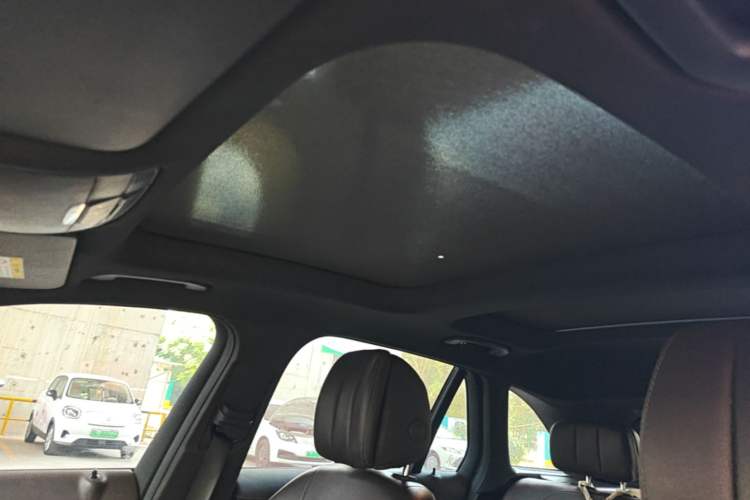Used Mercedes-Benz GLC 2018 Facelifted GLC 260 4MATIC Dynamic Edition Headliner