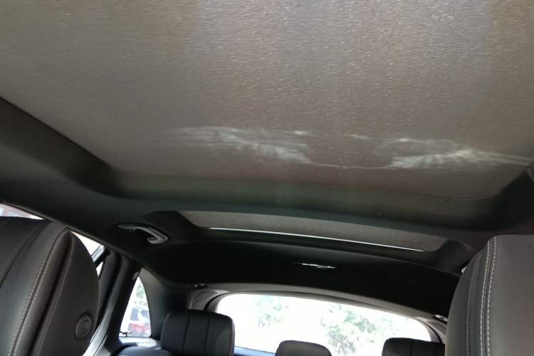 Used Mercedes-Benz GLC 2018 Facelifted GLC 260 4MATIC Dynamic Edition Headliner