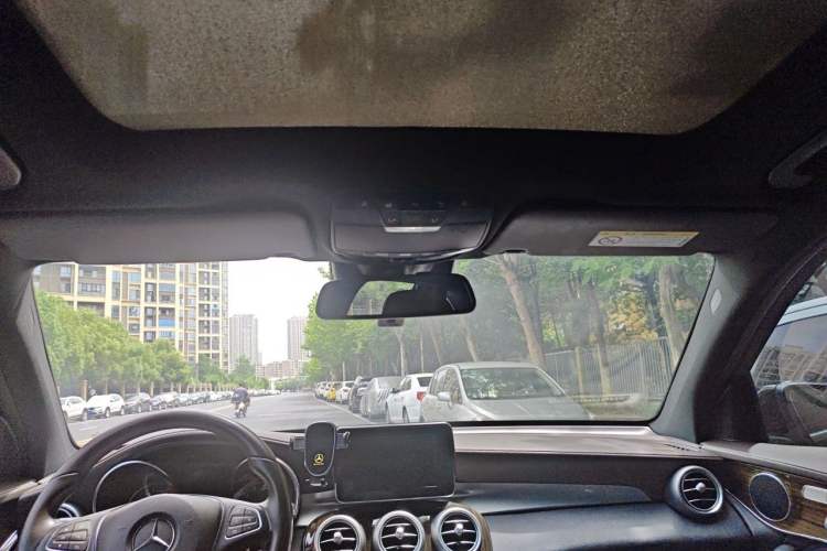 Used Mercedes-Benz GLC 2018 Facelifted GLC 260 4MATIC Dynamic Edition Headliner