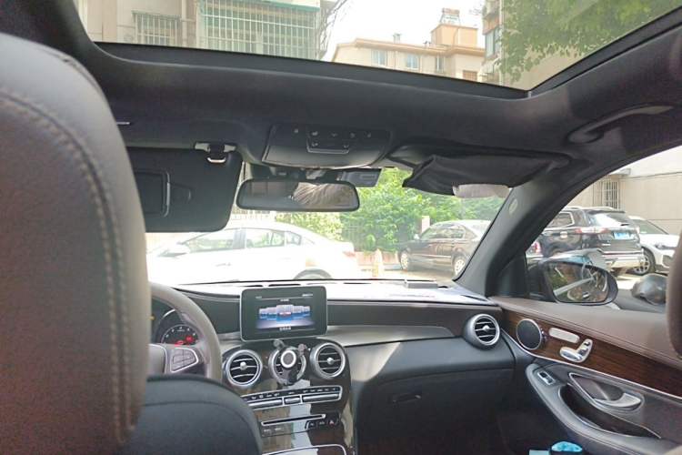 Used Mercedes-Benz GLC 2018 Facelift GLC 260 4MATIC Luxury Edition Headliner