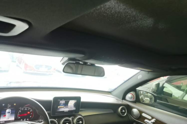 Used Mercedes-Benz GLC 2018 Facelift GLC 260 4MATIC Luxury Edition Headliner