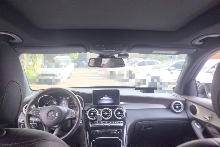 Used Mercedes-Benz GLC 2018 Facelift GLC 200 4MATIC Headliner