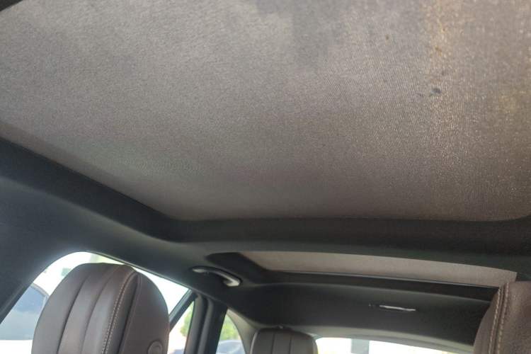 Used Mercedes-Benz GLC 2018 GLC 260 4MATIC Luxury Model Headliner