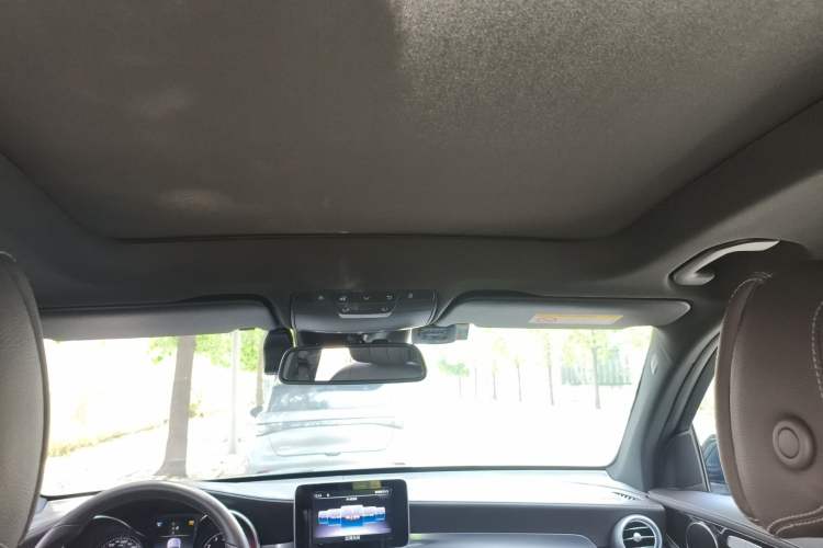 Used Mercedes-Benz GLC 2018 Facelift GLC 260 4MATIC Luxury Edition Headliner