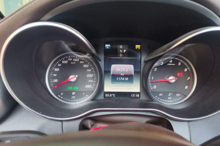Used Mercedes-Benz GLC 2018 GLC 300 4MATIC Sport Edition Instrument Cluster