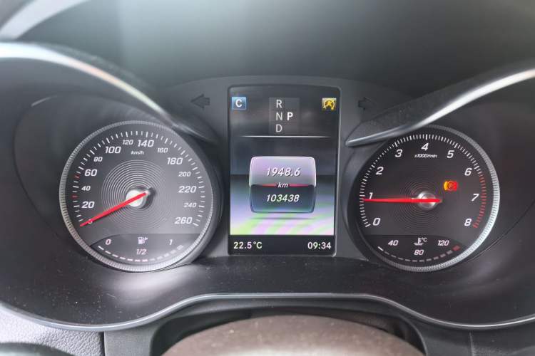 Used Mercedes-Benz GLC 2018 Facelifted GLC 260 4MATIC Dynamic Edition Instrument Cluster