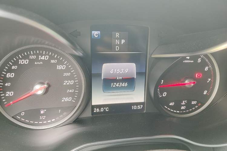 Used Mercedes-Benz GLC 2018 Facelift GLC 200 4MATIC Instrument Cluster